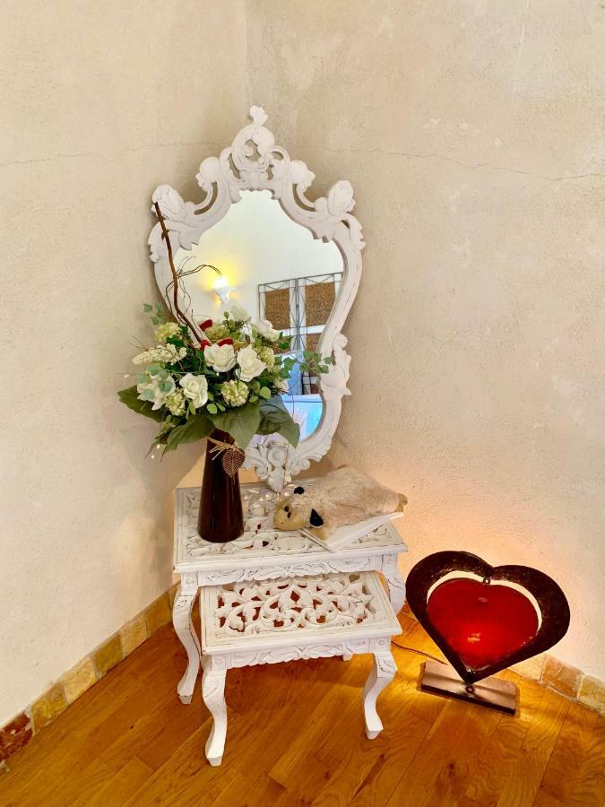Authentique Bijou Coeur D'Orange A 2 Pas Du Theatre Antique!别墅 外观 照片